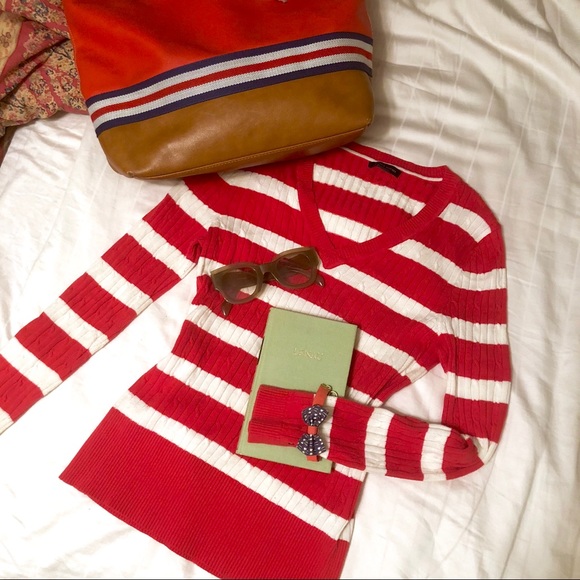 🇺🇸 Tommy Hilfiger Stripes Pink V-Neck Sweater - Picture 3 of 3